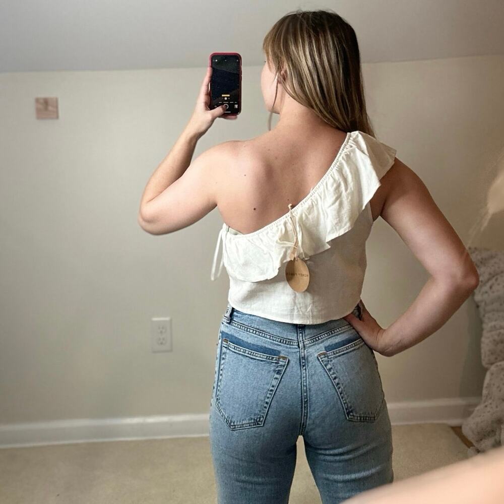 Honey Punch: One Sleeve Cropped Cream Top - Picture 2 of 5
